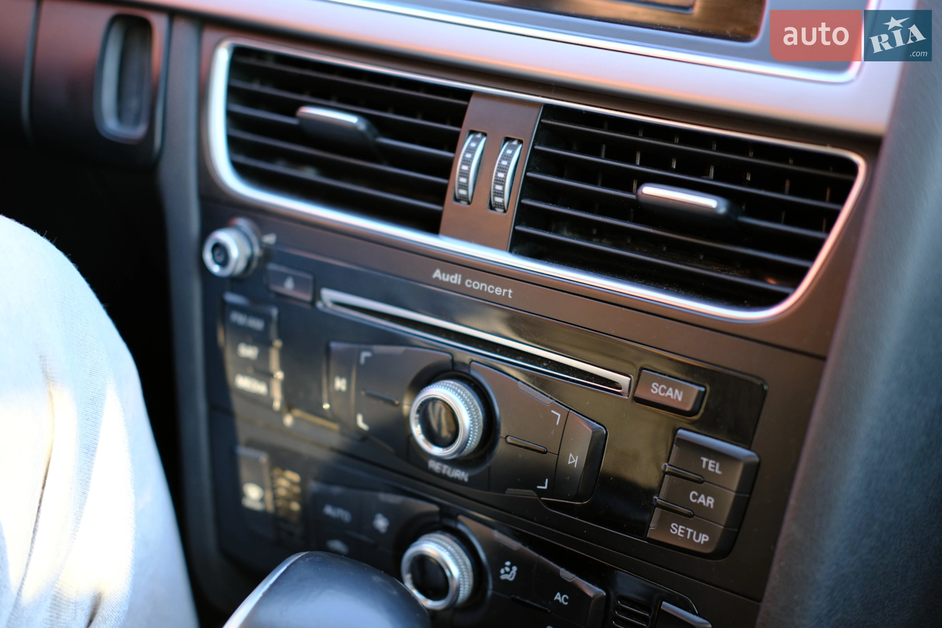 2013 Audi A4 - мініатюра 36