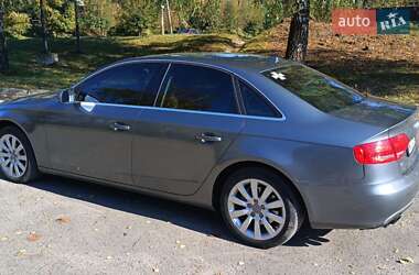 Седан Audi A4 2011 в 