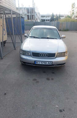 Седан Audi A4 1995 в Києві