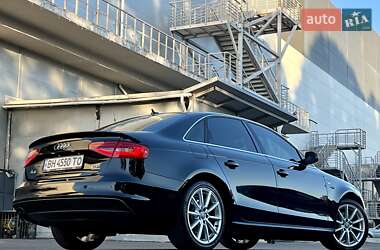 Седан Audi A4 2015 в Одесі