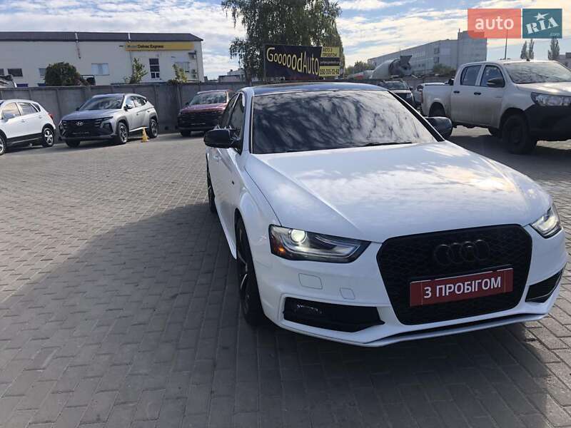 Седан Audi A4 2015 в Полтаві