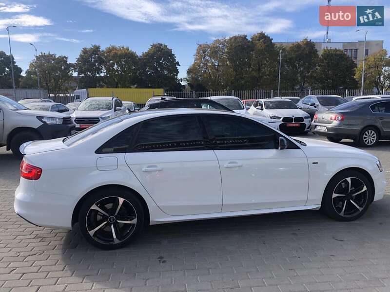 Седан Audi A4 2015 в Полтаві