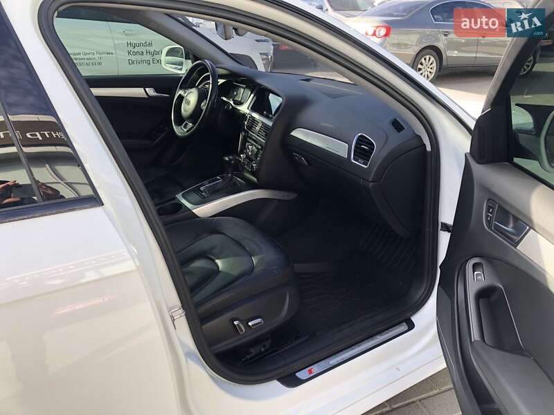 Седан Audi A4 2015 в Полтаві