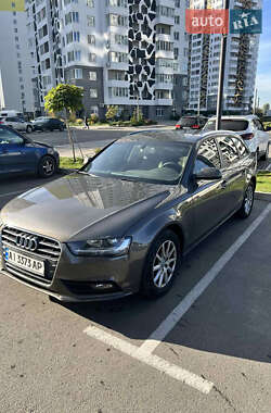 Универсал Audi A4 2014 в 