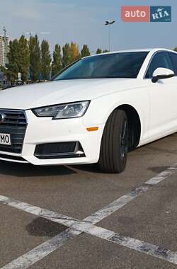 Седан Audi A4 2019 в Києві