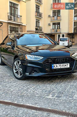 Седан Audi A4 2020 в 