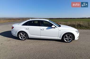 Седан Audi A4 2015 в Львові