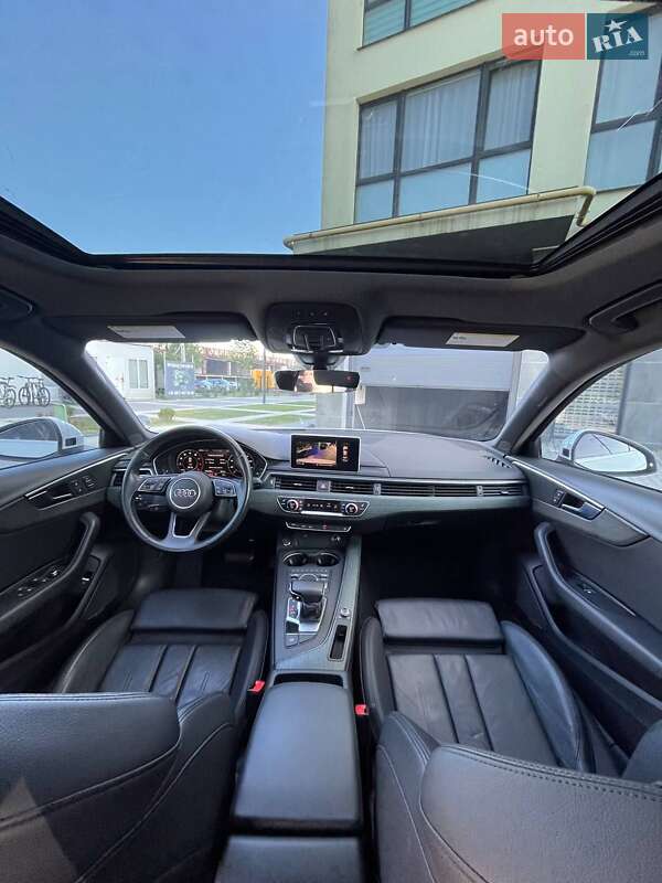 Седан Audi A4 2017 в Львове