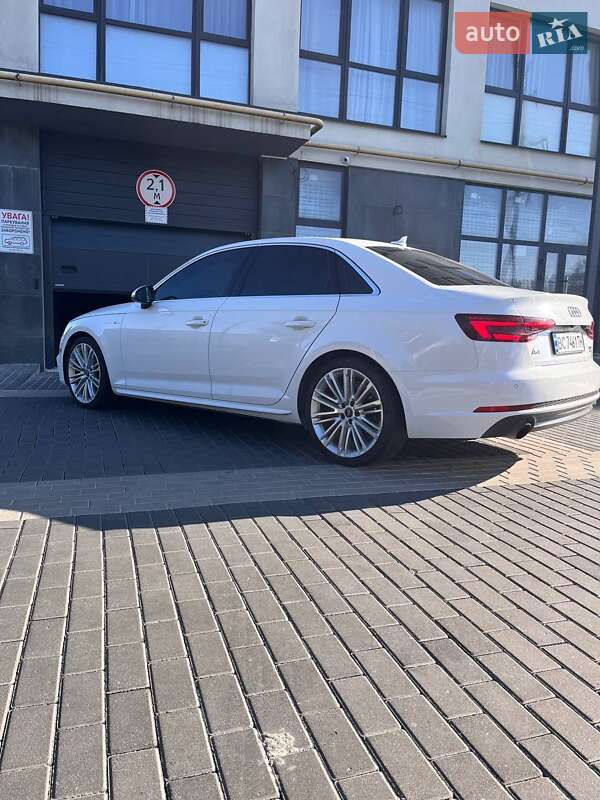 Седан Audi A4 2017 в Львове