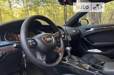 Седан Audi A4 2013 в Львові