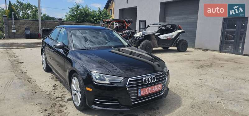 Седан Audi A4 2015 в Луцьку