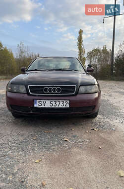 Седан Audi A4 1996 в Коростене