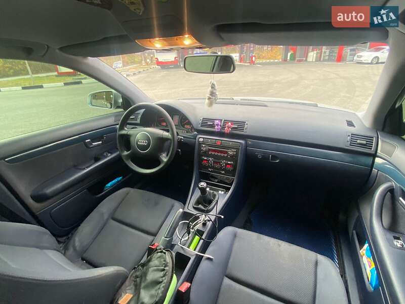 Седан Audi A4 2002 в Харькове