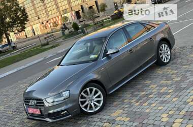 Седан Audi A4 2014 в Луцке