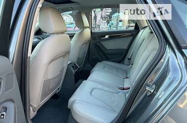 Седан Audi A4 2014 в Луцке