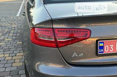 Седан Audi A4 2014 в Луцке