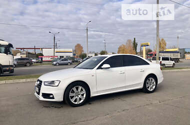 Седан Audi A4 2015 в Сумах