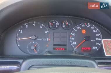 Седан Audi A4 1995 в Ивано-Франковске