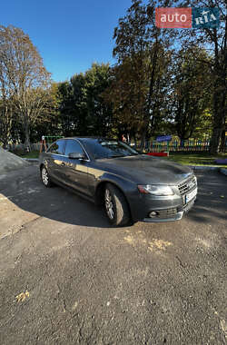 Седан Audi A4 2009 в 