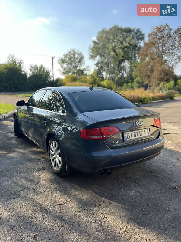 Седан Audi A4 2009 в Миргороді