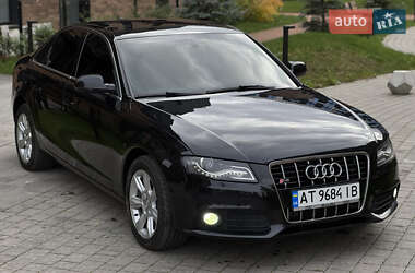 Седан Audi A4 2011 в Івано-Франківську