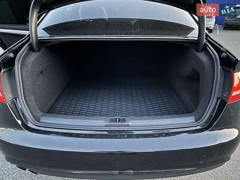 Седан Audi A4 2012 в Киеве фото 24 Седан Audi A4 2012 в Киеве
