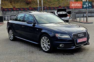 Седан Audi A4 2012 в Ровно