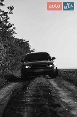 Седан Audi A4 1999 в Подільську