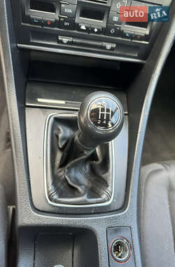 Седан Audi A4 2006 в 