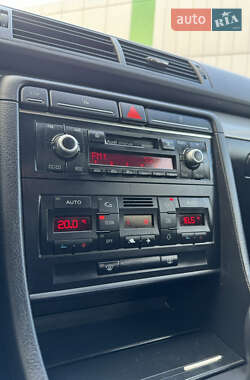 Седан Audi A4 2006 в 