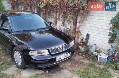 Седан Audi A4 1997 в Києві