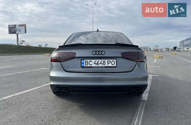 Седан Audi A4 2014 в Львове