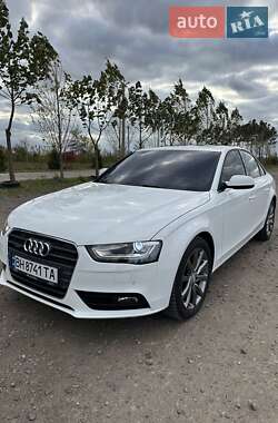 Седан Audi A4 2014 в Одесі