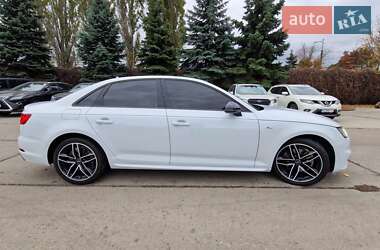 Седан Audi A4 2017 в Дніпрі