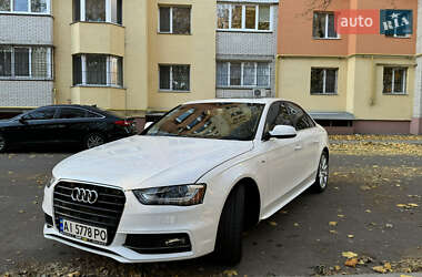 Седан Audi A4 2015 в 