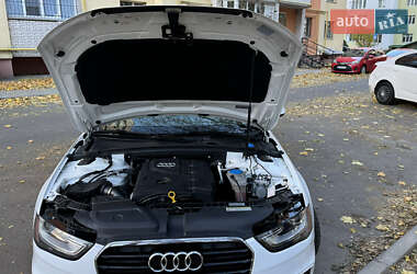 Седан Audi A4 2015 в 