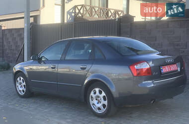 Седан Audi A4 2003 в Рівному