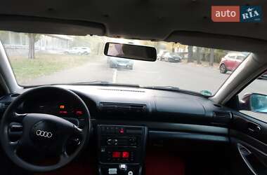 Седан Audi A4 1997 в 