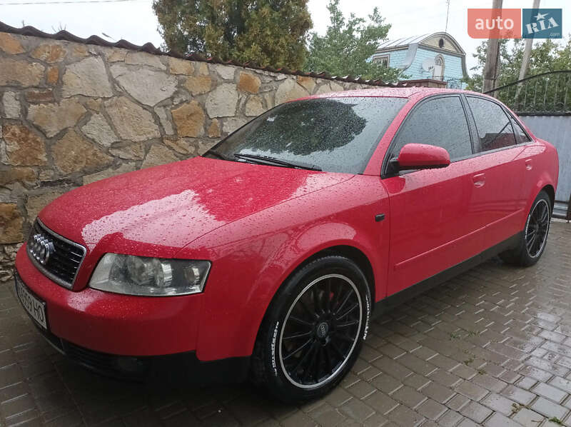 Седан Audi A4 2003 в Шаргороде