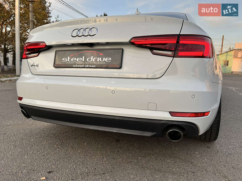 Седан Audi A4 2016 в Николаеве