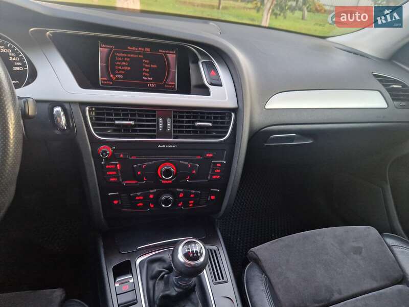 Седан Audi A4 2008 в Каменке