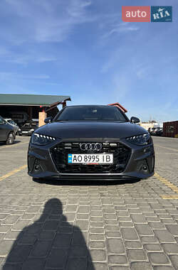 Седан Audi A4 2020 в 