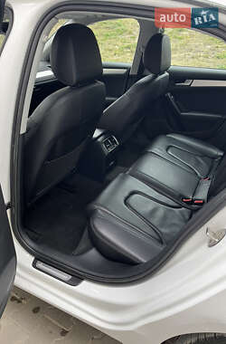 Седан Audi A4 2013 в 