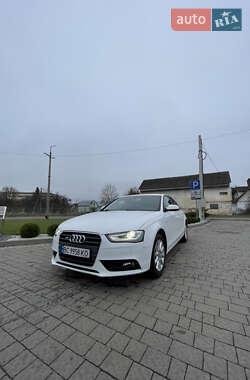 Седан Audi A4 2013 в 
