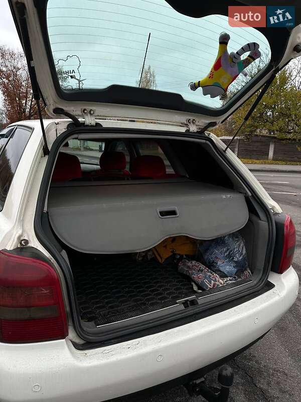 Универсал Audi A4 1997 в Чернигове