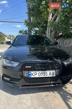 Седан Audi A4 2013 в Запоріжжі