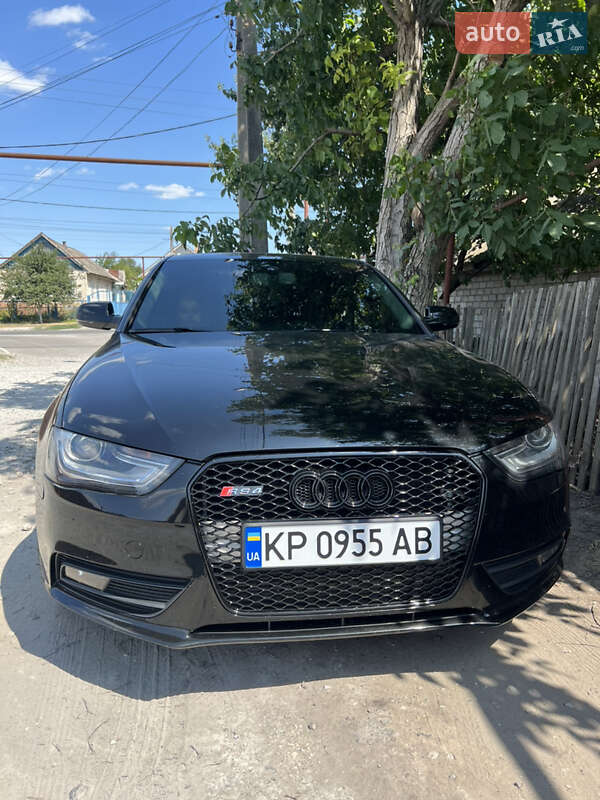 Audi A4 2013