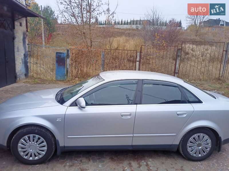 Седан Audi A4 2002 в Харкові