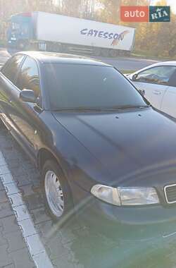 Седан Audi A4 1997 в Хмельницком