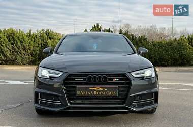 Седан Audi A4 2018 в Киеве